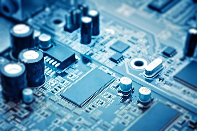 供應(yīng)美光 NAND 存儲(chǔ)器 IC、萊迪思硬件管理控制器、英特爾 FPGA IC